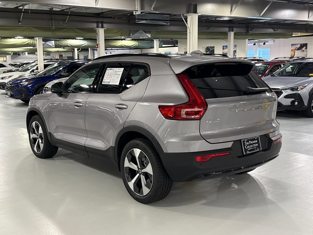 Used 2026 Volvo XC40 B5 Core w/ Protection Package Premier AWD/4WD image 4