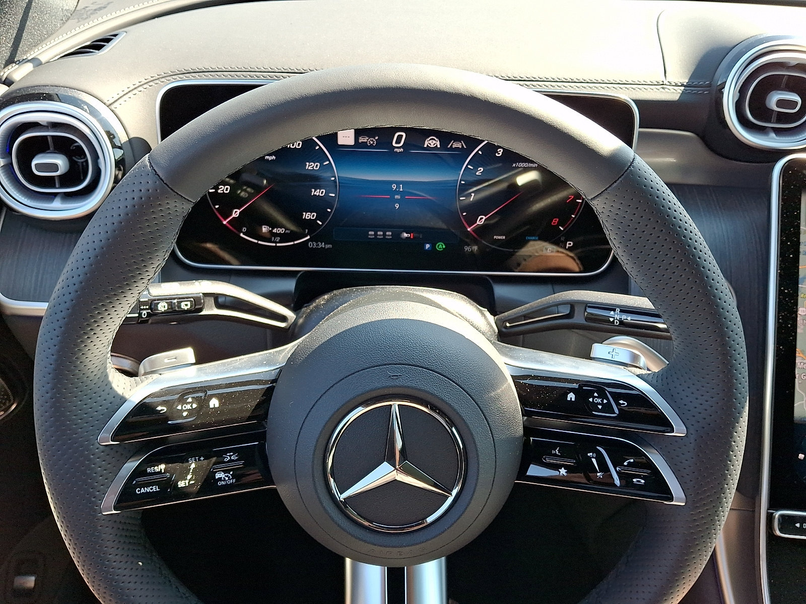New 2026 Mercedes-Benz GLC 300 4MATIC image 14