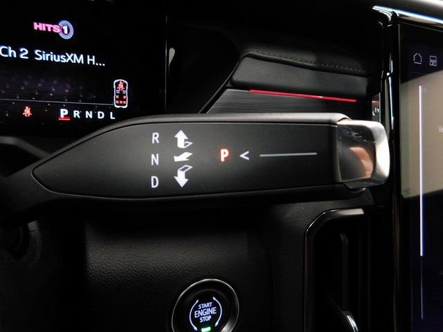 Used 2024 GMC Acadia AT4 w/ Luxury Package image 34