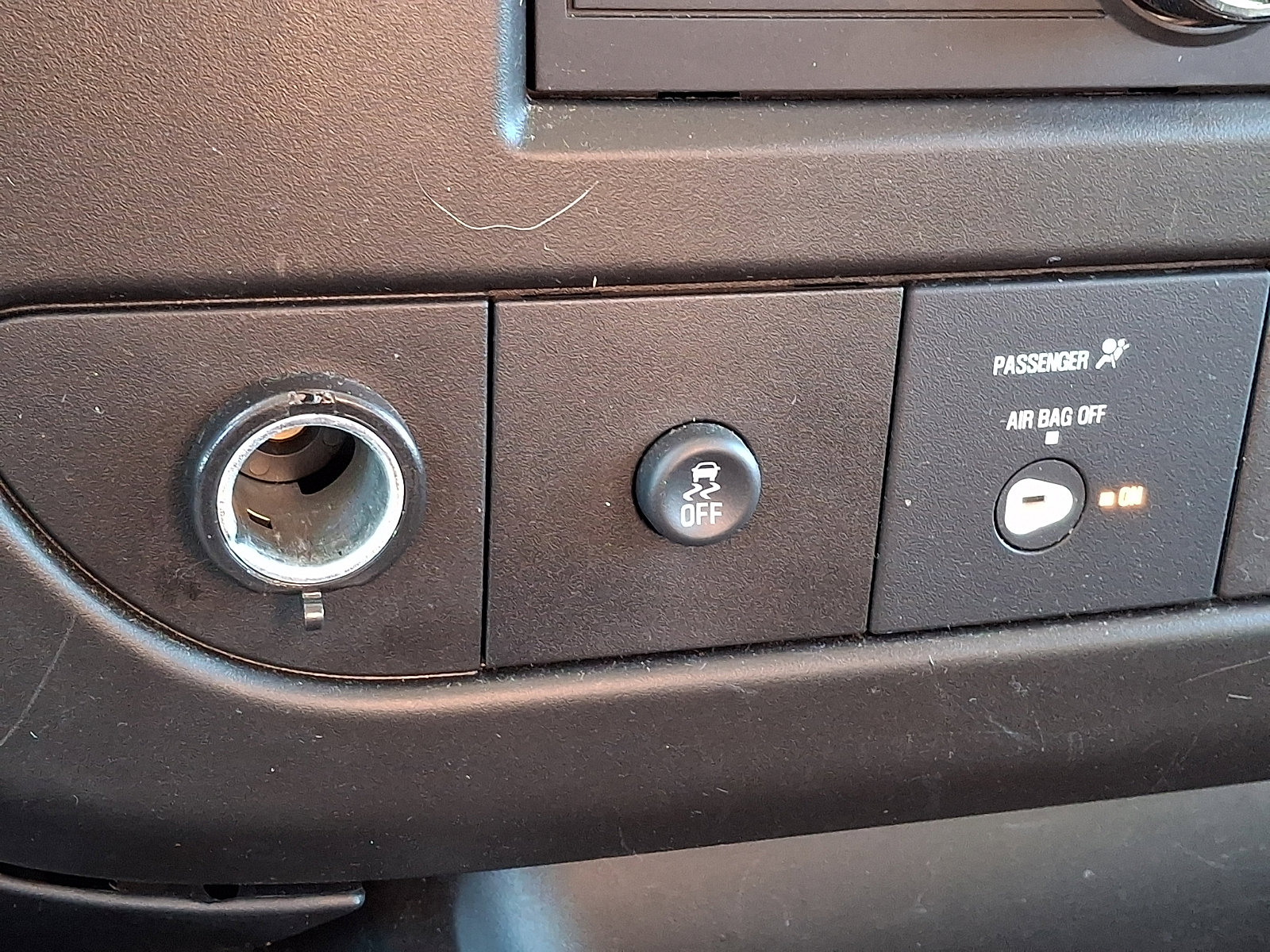 Used 2024 Chevrolet Express 2500 w/ Driver Convenience Package image 20