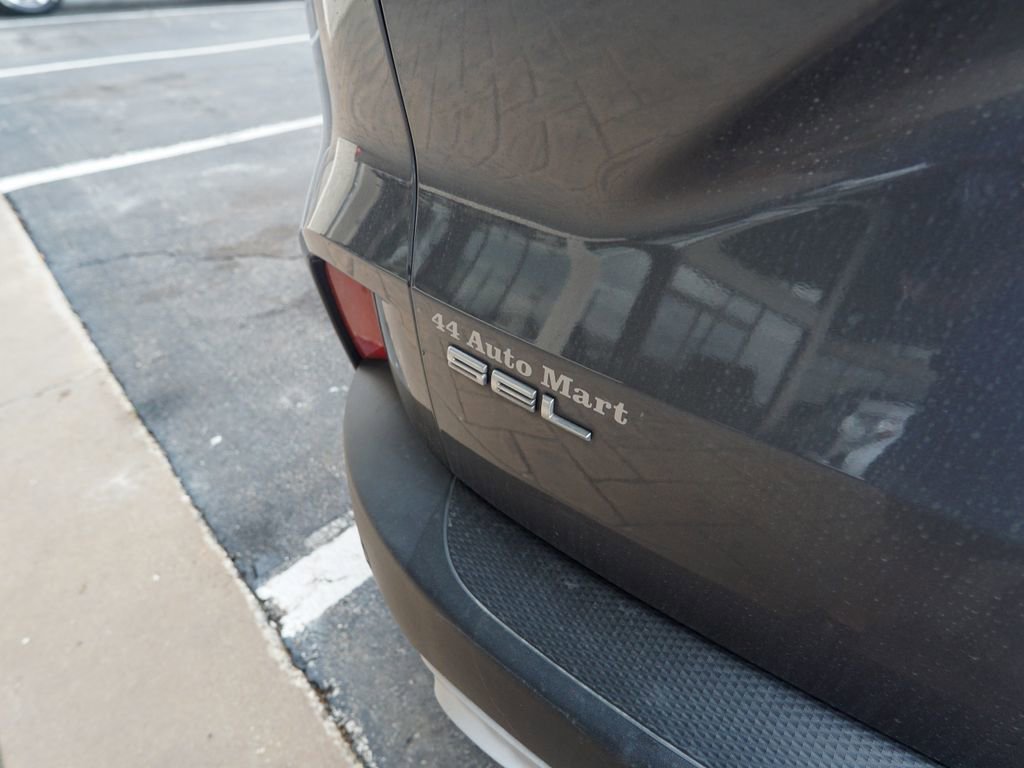 Used 2021 Ford Escape SEL FWD image 9
