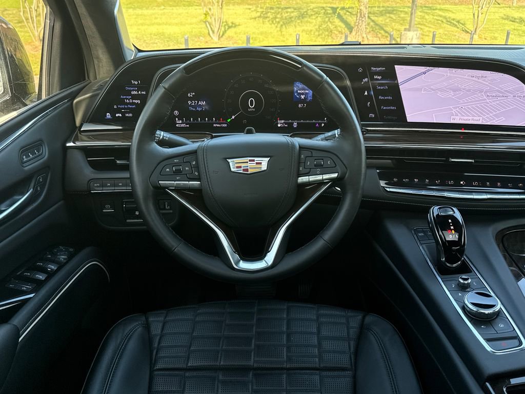 Used 2024 Cadillac Escalade Sport Platinum image 17