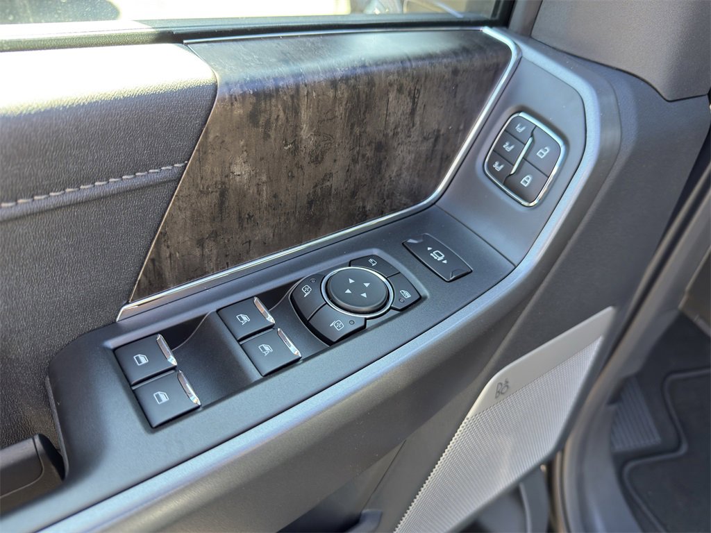 New 2026 Ford F350 Lariat image 18