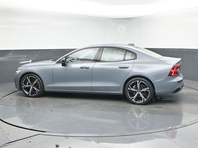 Used 2024 Volvo S60 B5 Ultimate image 5