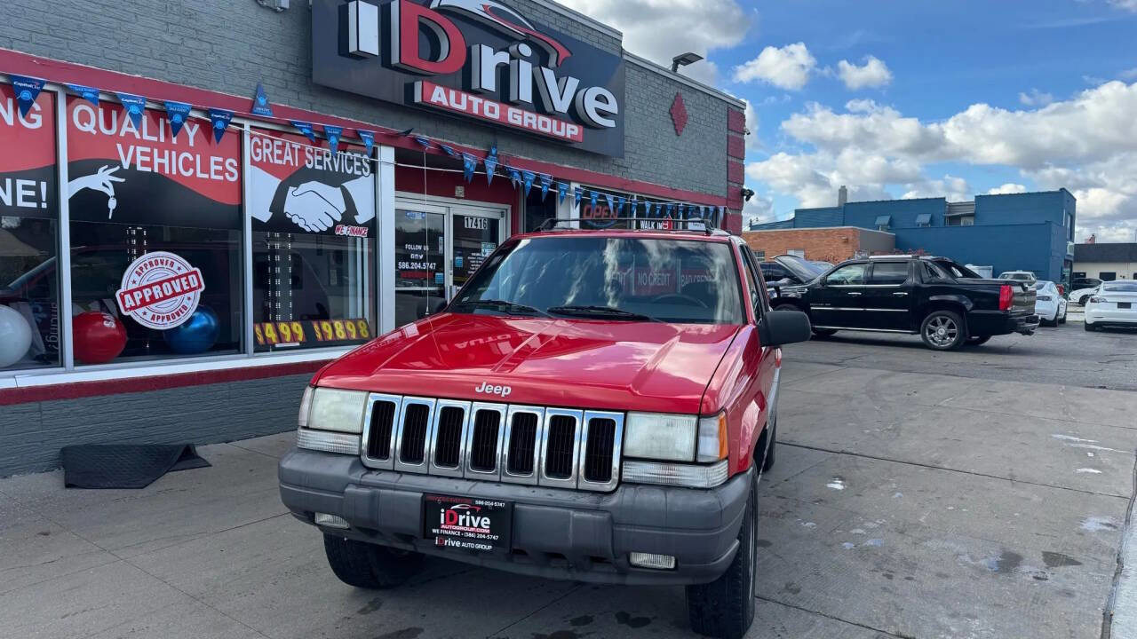 Used 1996 Jeep Grand Cherokee Laredo image 1
