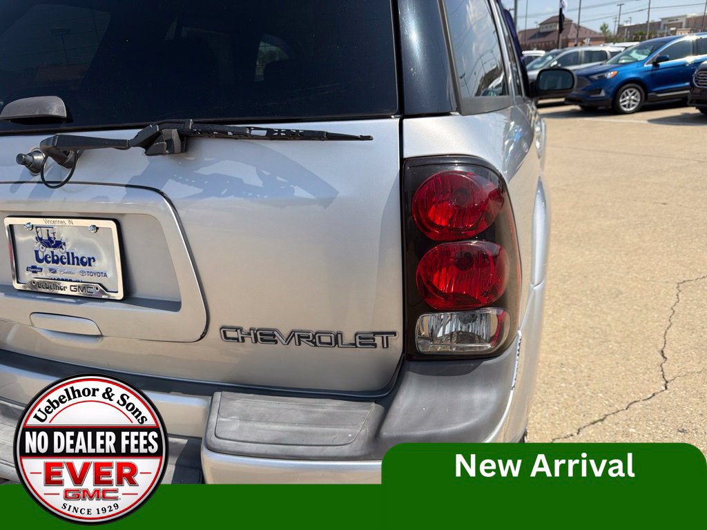Used 2004 Chevrolet TrailBlazer LT w/ LT Preferred Equipment Group AWD/4WD image 8