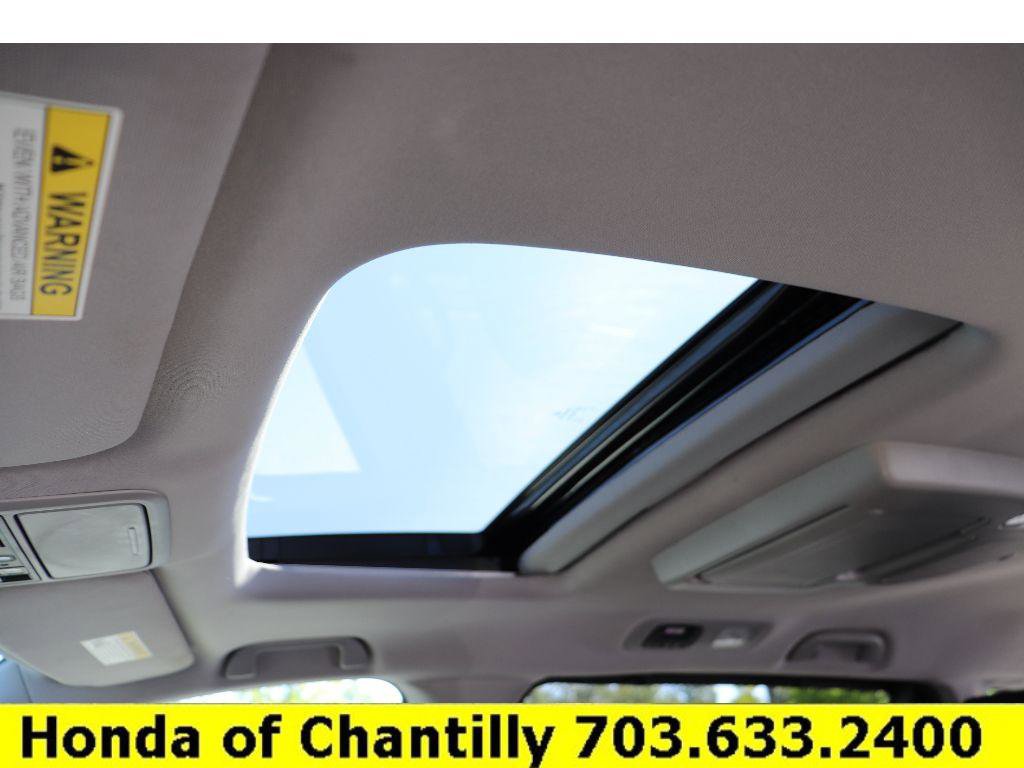 Certified 2023 Honda Odyssey Touring image 19