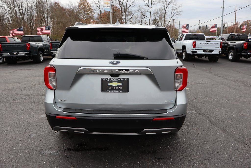 Used 2020 Ford Explorer XLT w/ Equipment Group 202A image 38