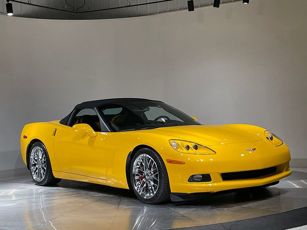Used 2005 Chevrolet Corvette Convertible w/ Preferred Equipment Group RWD image 75