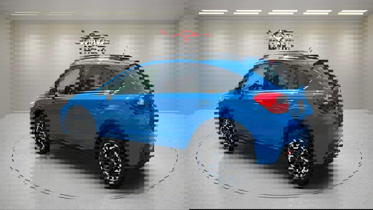 Used 2016 Subaru Crosstrek 2.0i Premium image 3