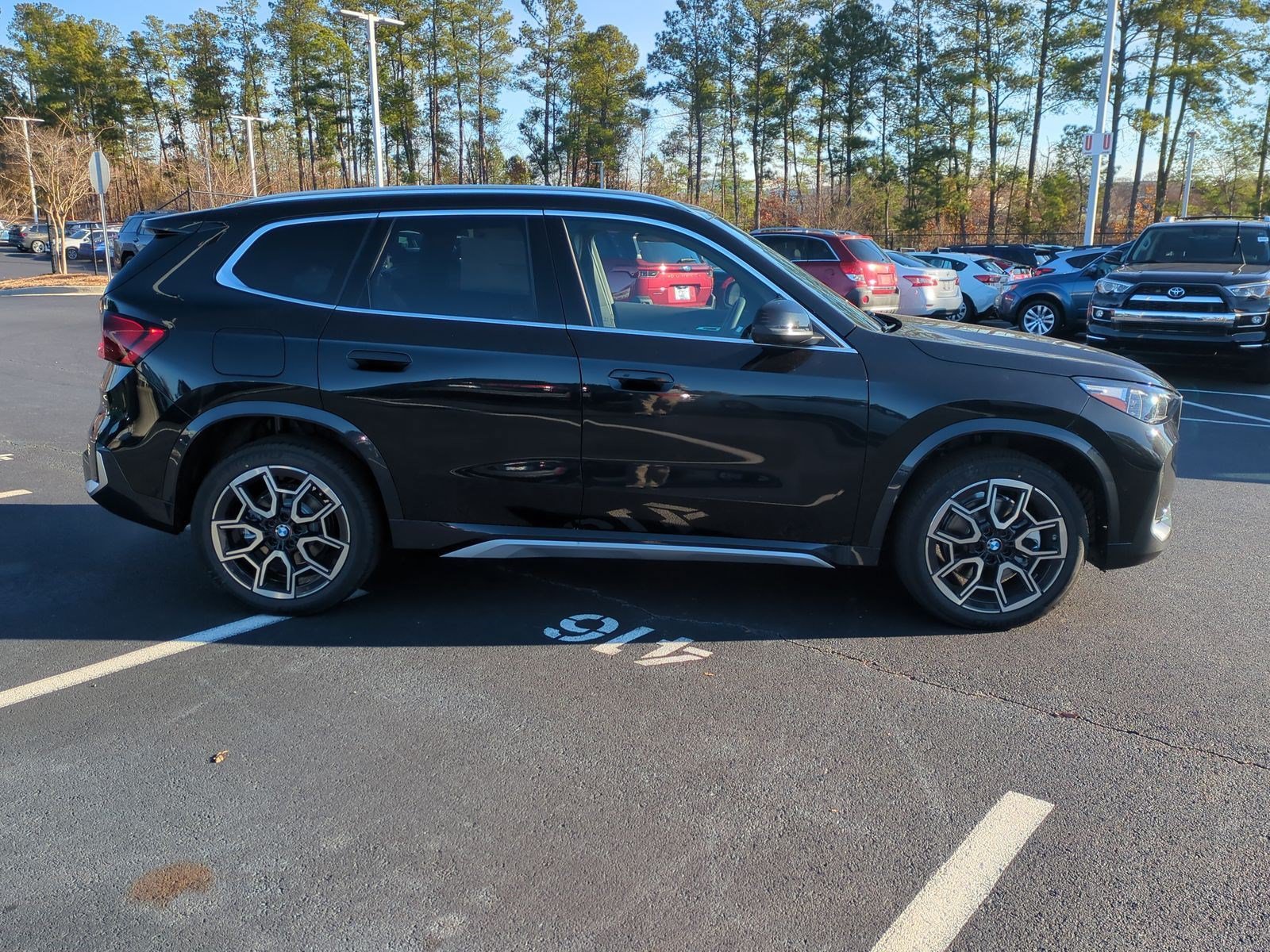 Certified 2026 BMW X1 xDrive28i w/ Convenience Package AWD/4WD image 10