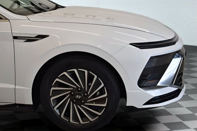 Used 2025 Hyundai Sonata SEL FWD image 13