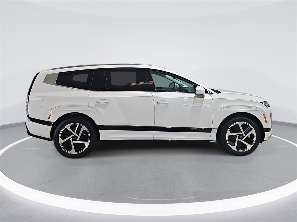 New 2026 Hyundai Ioniq 9 Calligraphy image 4