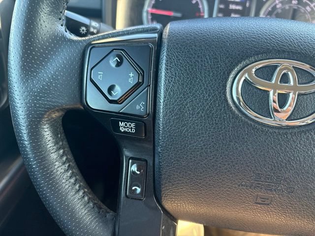 Used 2021 Toyota 4Runner TRD Off-Road Premium AWD/4WD image 28