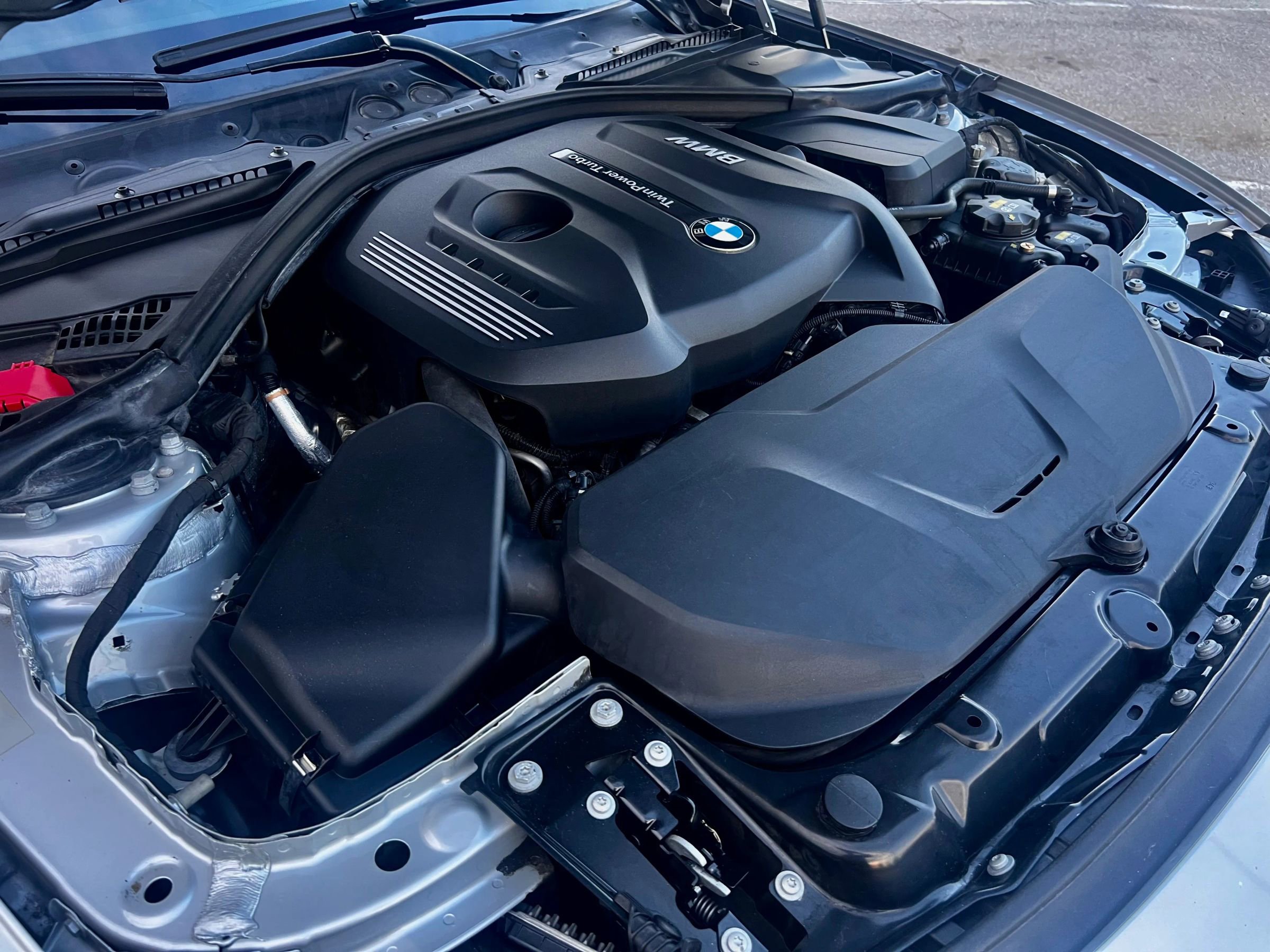 Used 2017 BMW 330i Sedan RWD image 30