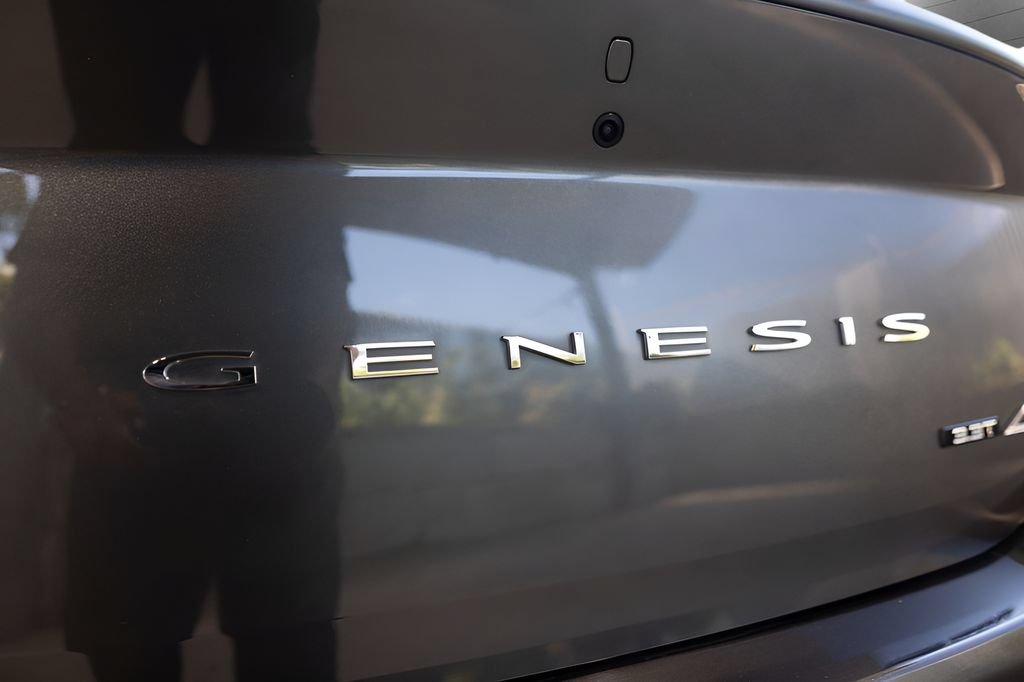 Used 2023 Genesis G70 2.0T w/ Sport Prestige Package AWD/4WD image 17