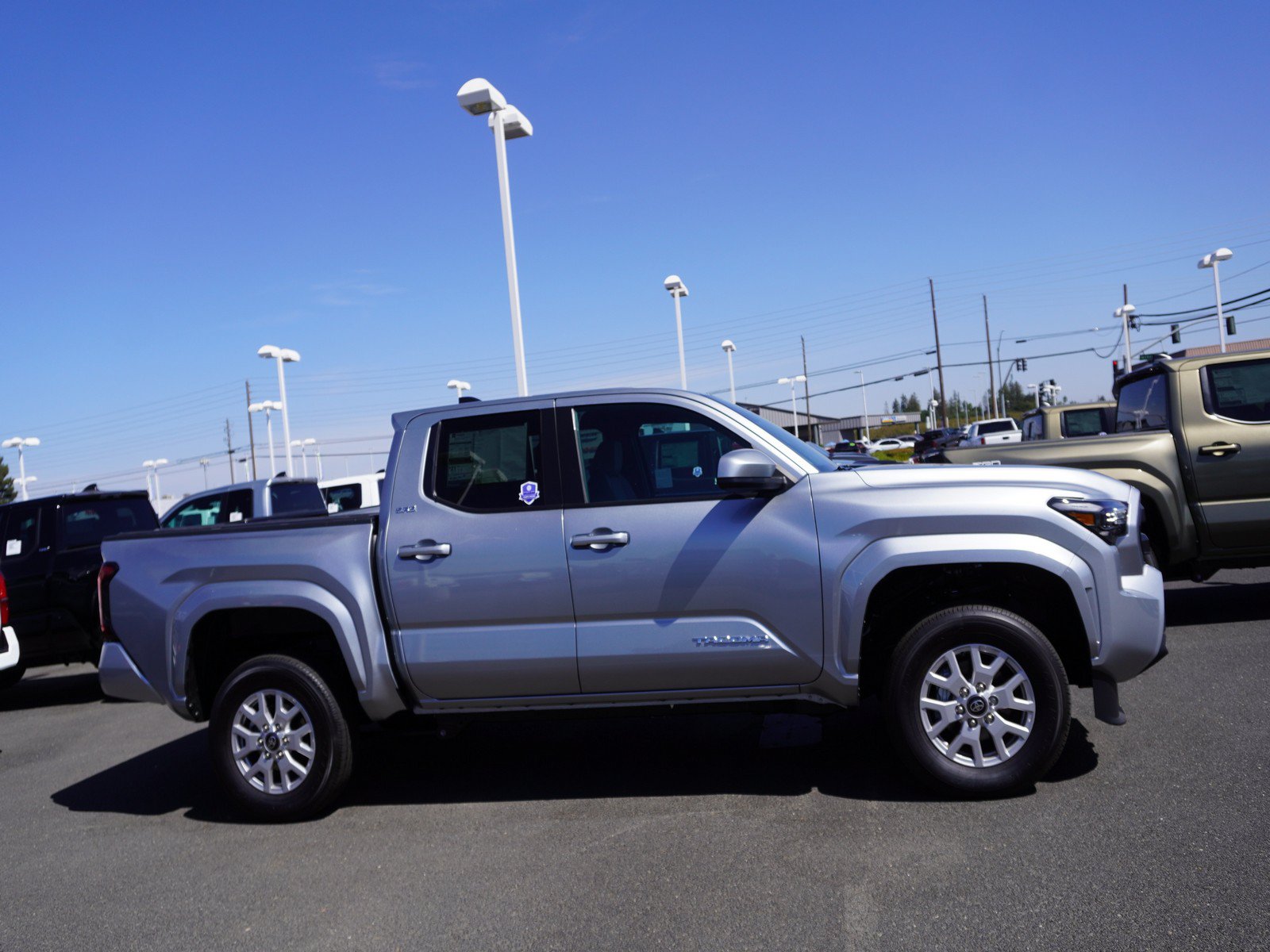 New 2026 Toyota Tacoma SR5 AWD/4WD image 4