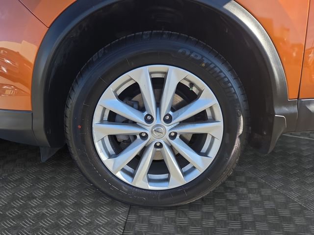 Used 2017 Nissan Rogue Sport SV w/ SV Premium Package image 29