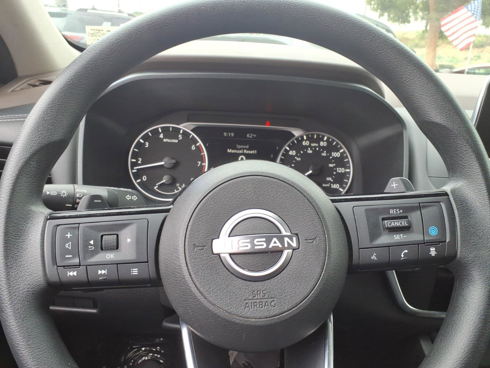 Certified 2023 Nissan Rogue SV image 17