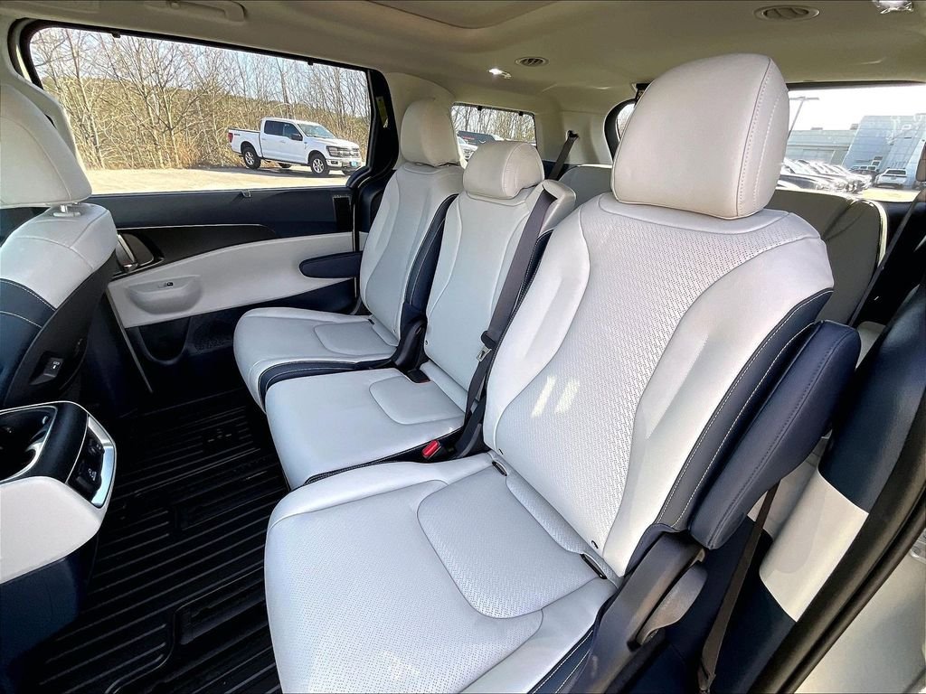 New 2026 Kia Carnival SX Prestige image 15