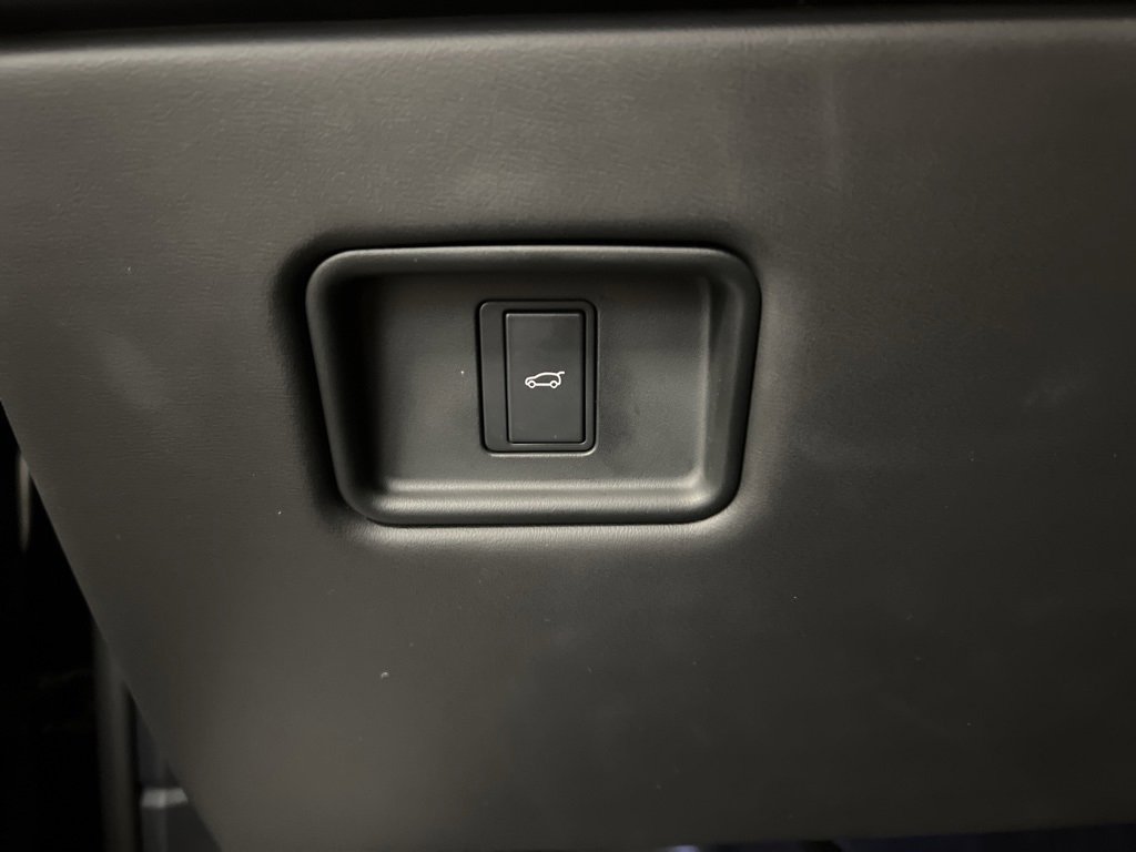 Used 2024 Land Rover Range Rover Sport SE image 20