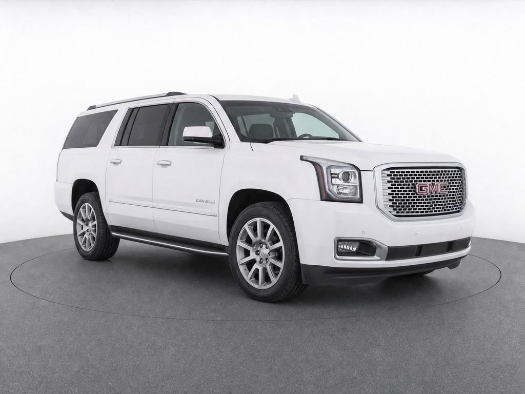 Used 2017 GMC Yukon XL Denali w/ Open Road Package AWD/4WD image 2