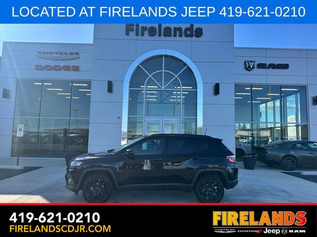 Used 2022 Jeep Compass Altitude AWD/4WD image 2