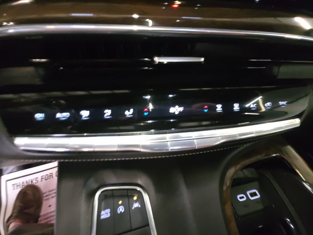 Certified 2023 Cadillac Escalade Premium Luxury Platinum w/ Heavy-Duty Trailer Package AWD/4WD image 17
