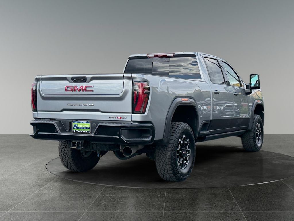 Used 2025 GMC Sierra 2500 AT4X AWD/4WD image 9