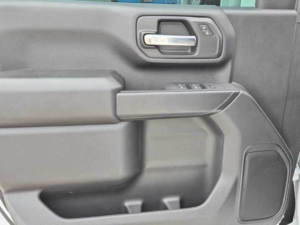 Used 2026 GMC Sierra 2500 Pro AWD/4WD image 9