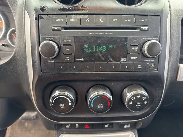 Used 2015 Jeep Compass Sport image 7