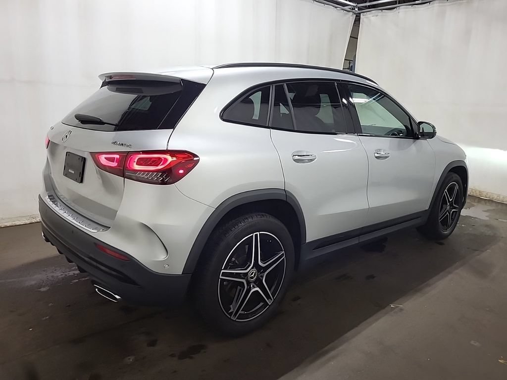 Used 2023 Mercedes-Benz GLA 250 4MATIC image 1