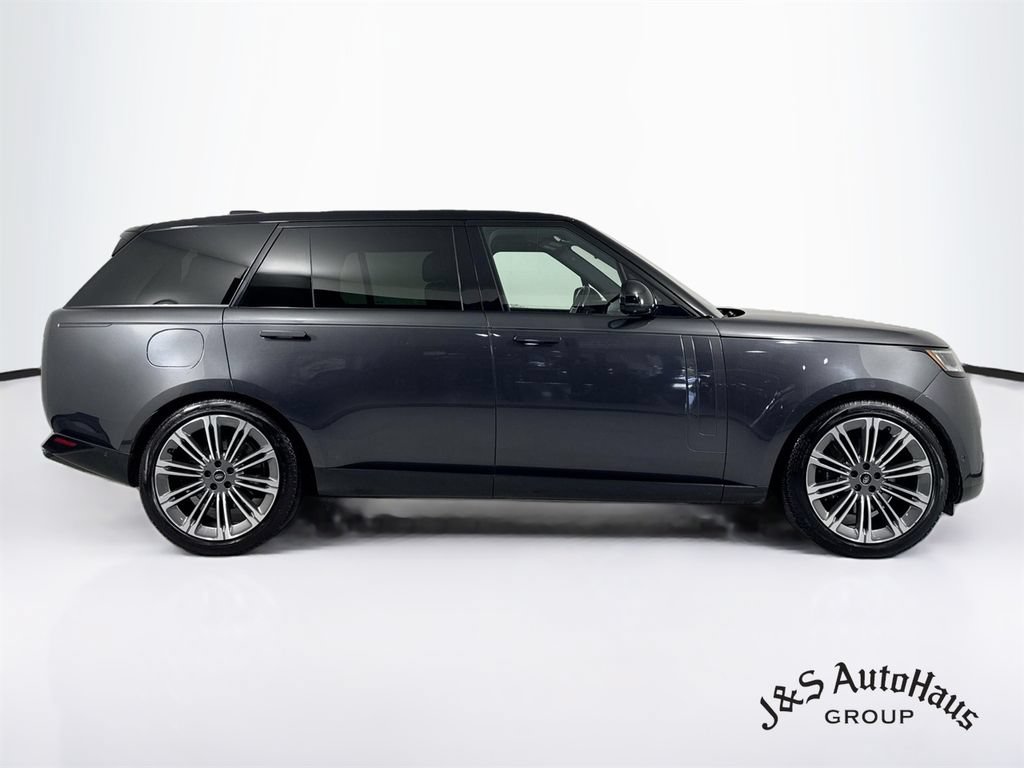 Used 2023 Land Rover Range Rover Long Wheelbase SE AWD/4WD image 8