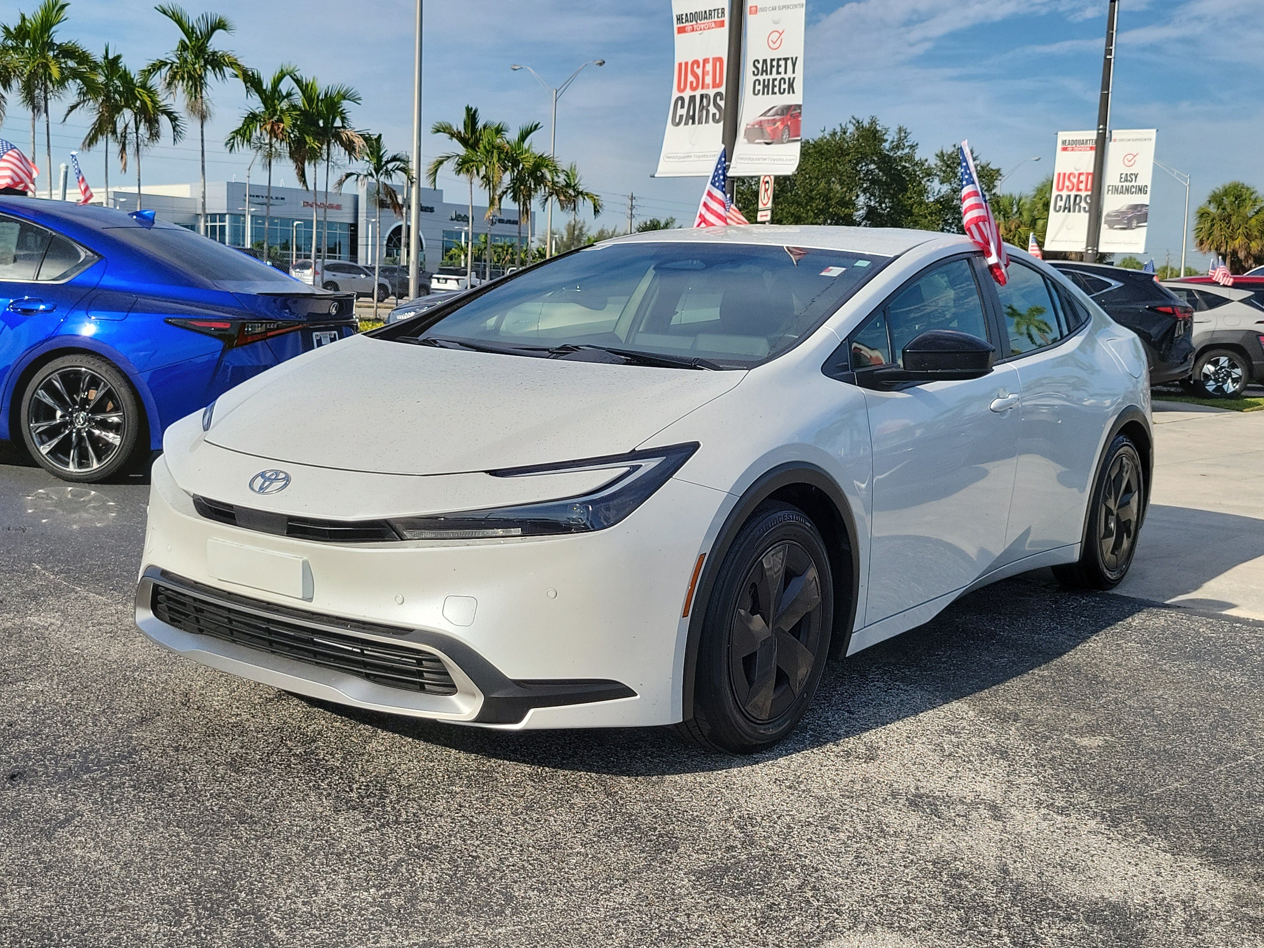 Used 2024 Toyota Prius Prime FWD image 6