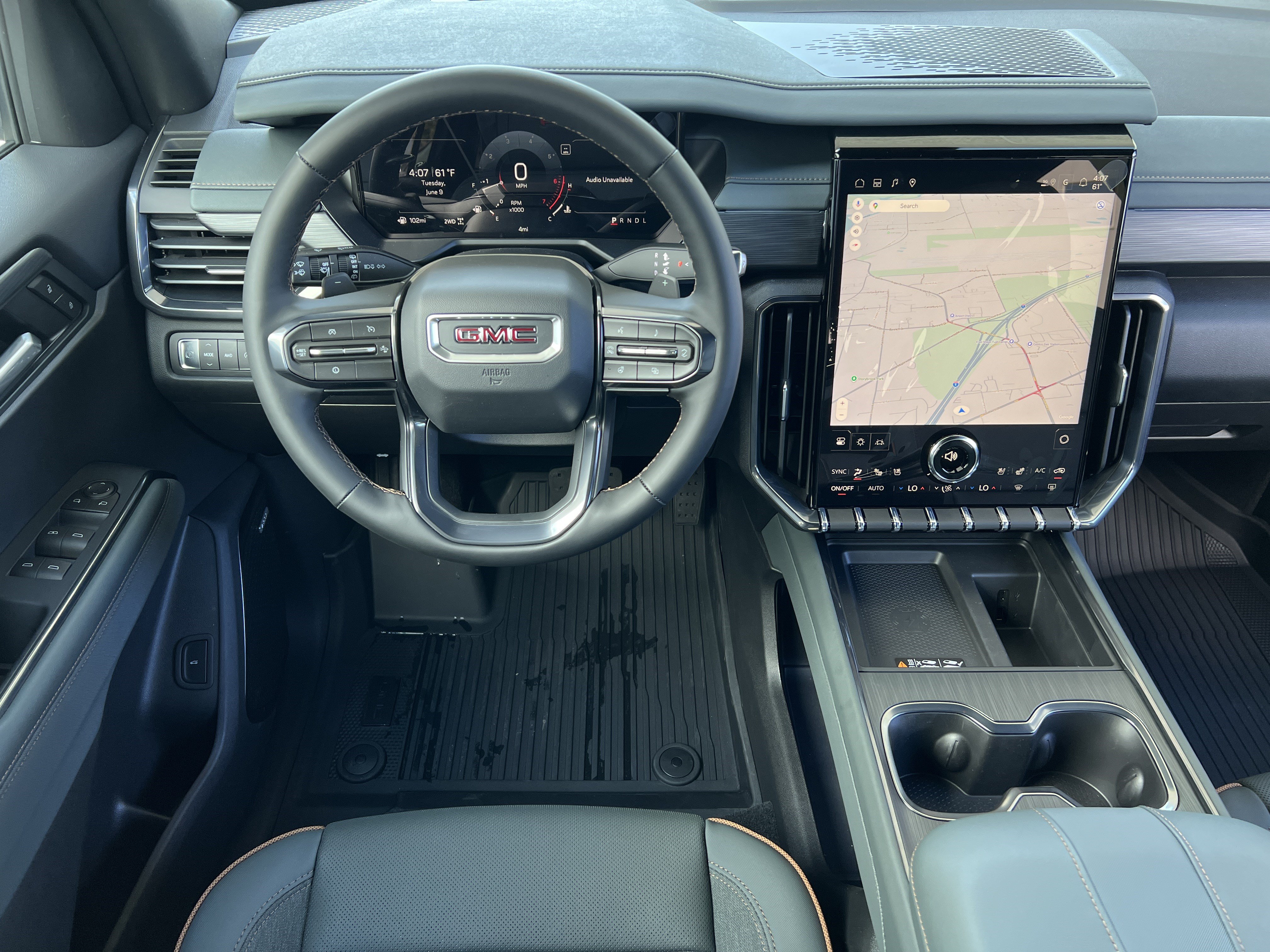New 2026 GMC Acadia AT4 w/ Luxury Package AWD/4WD image 35