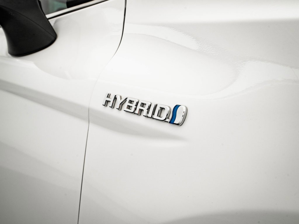 Used 2018 Toyota Camry SE image 16