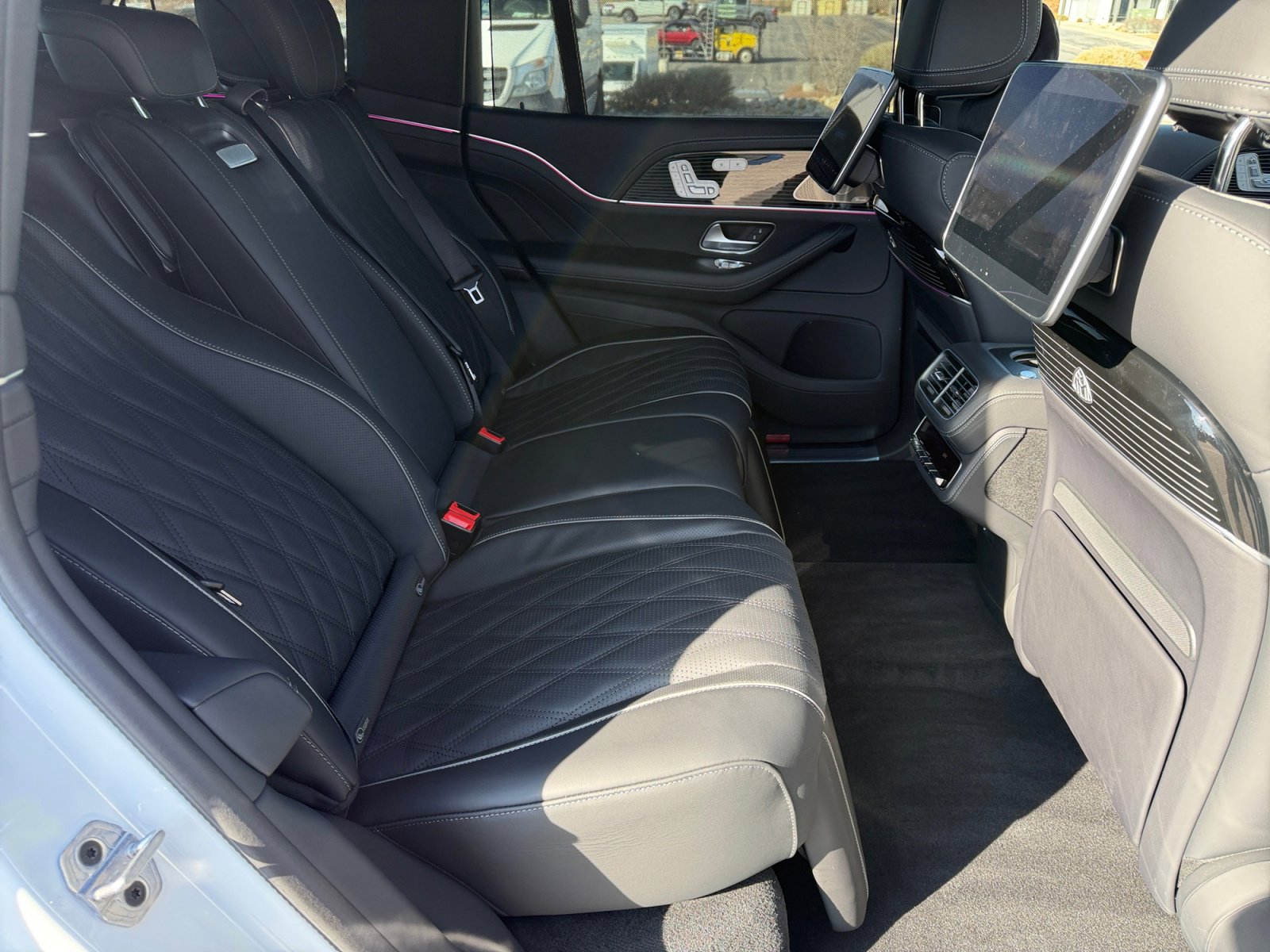 New 2026 Mercedes-Benz Maybach GLS 600 4MATIC image 18