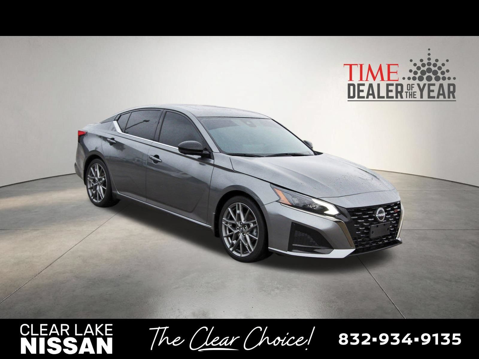 Certified 2023 Nissan Altima 2.0 SR FWD image 9