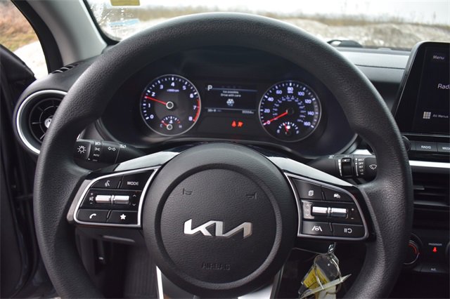 Certified 2023 Kia Forte LXS image 23