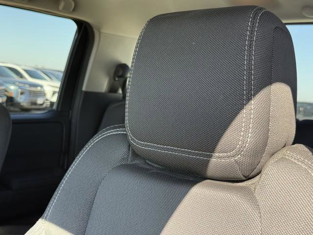 Used 2022 Nissan Frontier SV image 17