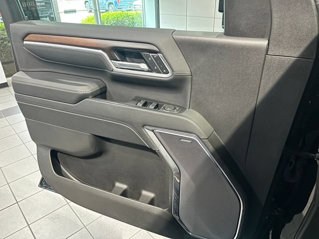 Used 2025 GMC Sierra 2500 Denali w/ Technology Package AWD/4WD image 26