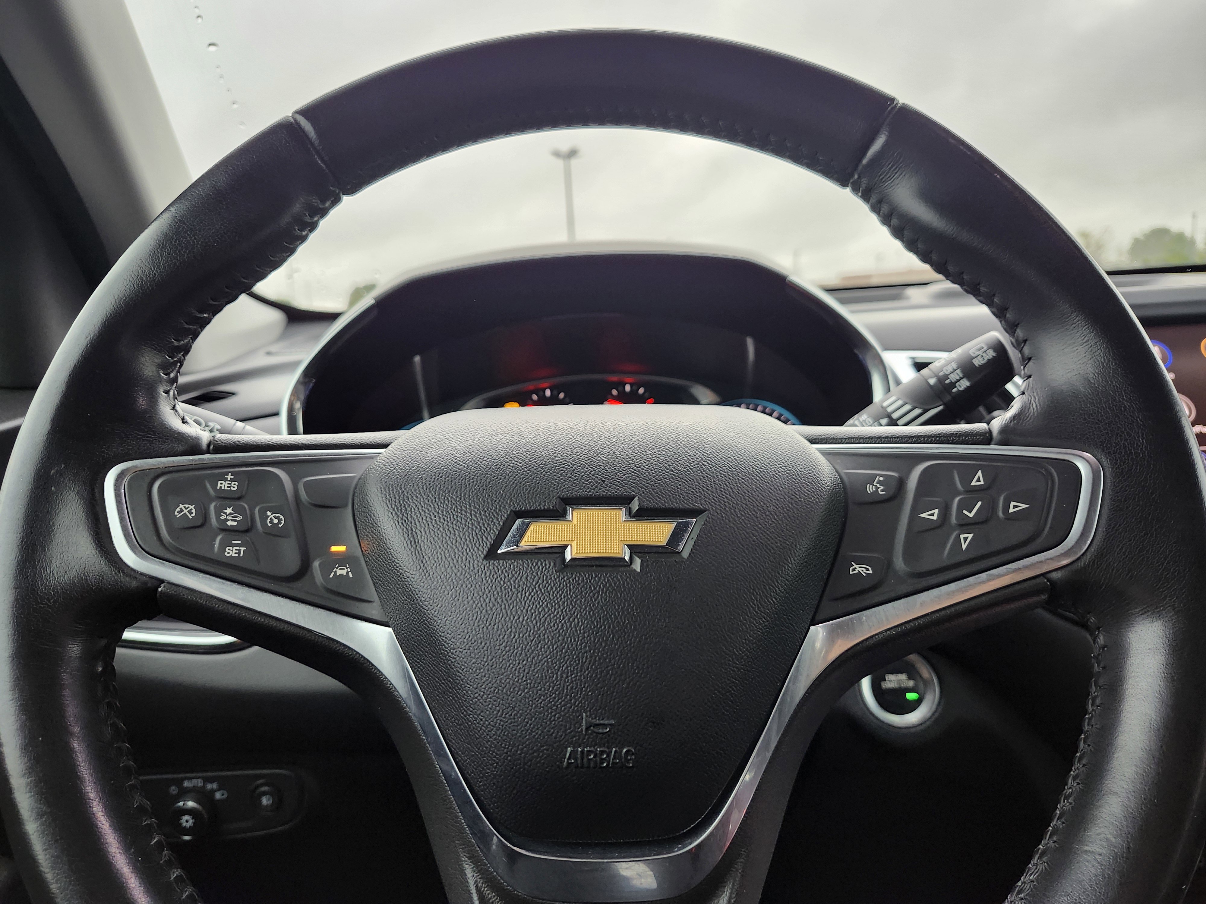 Used 2020 Chevrolet Equinox LT w/ Midnight Edition image 23