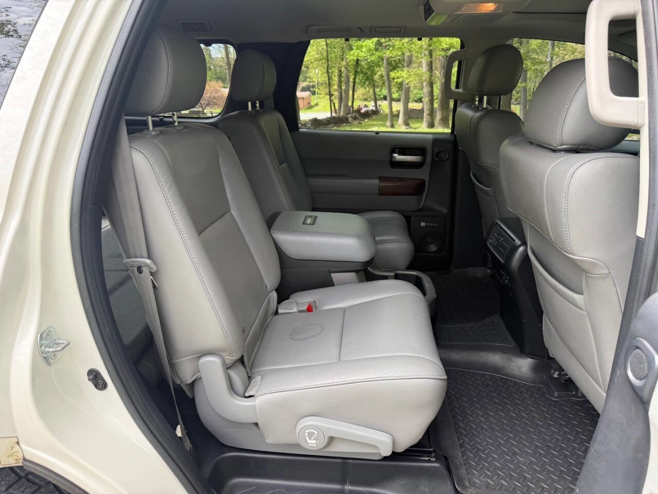 Used 2012 Toyota Sequoia Platinum AWD/4WD image 55