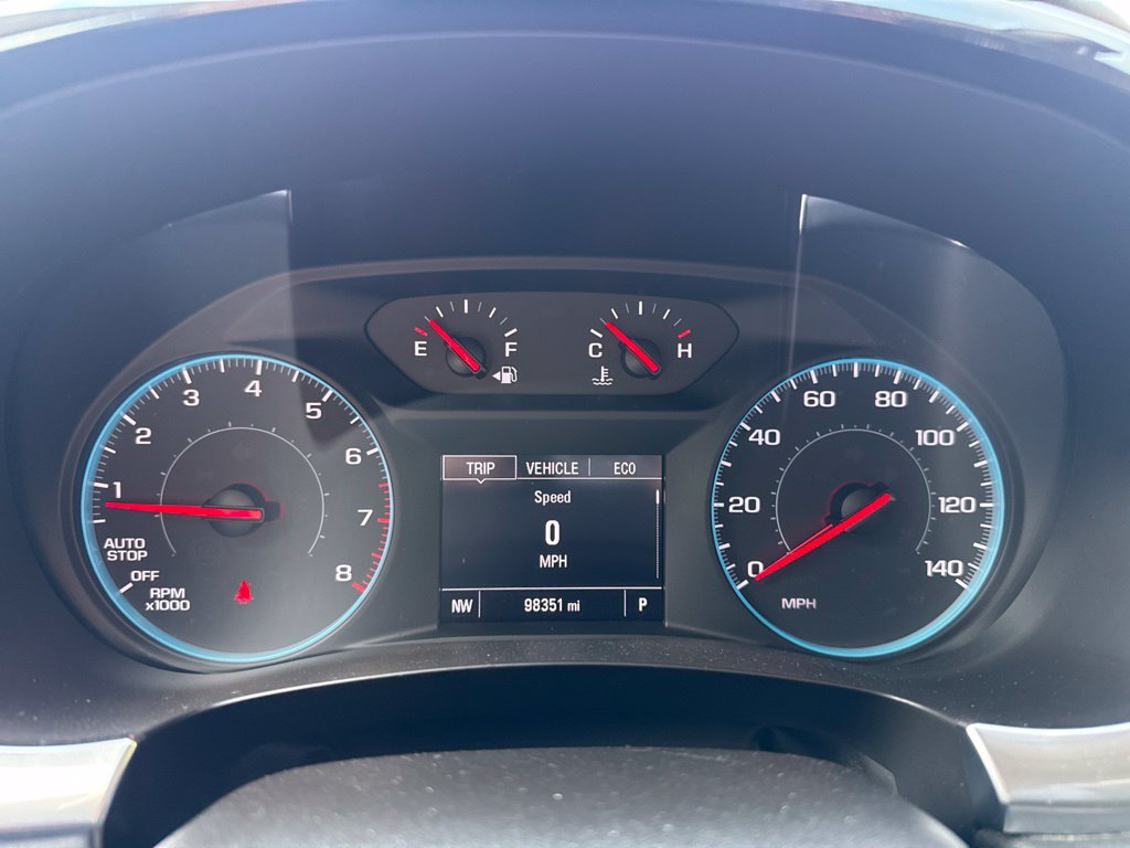 Used 2020 Chevrolet Traverse LT FWD image 17