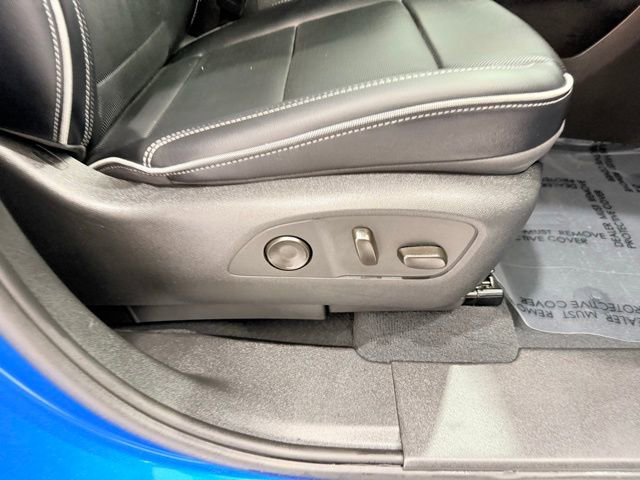 Used 2025 Chevrolet Silverado EV LT image 21