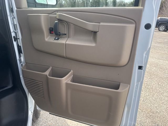 New 2026 GMC Savana 2500 Extended RWD image 27