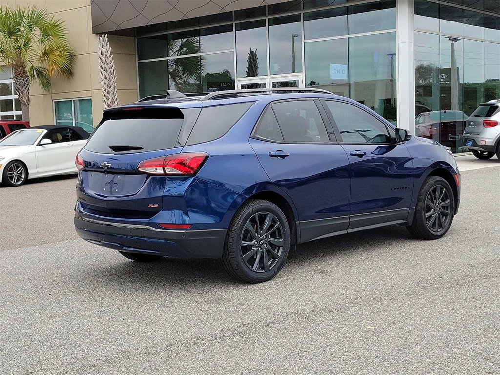 Used 2023 Chevrolet Equinox RS w/ RS Leather Package image 3