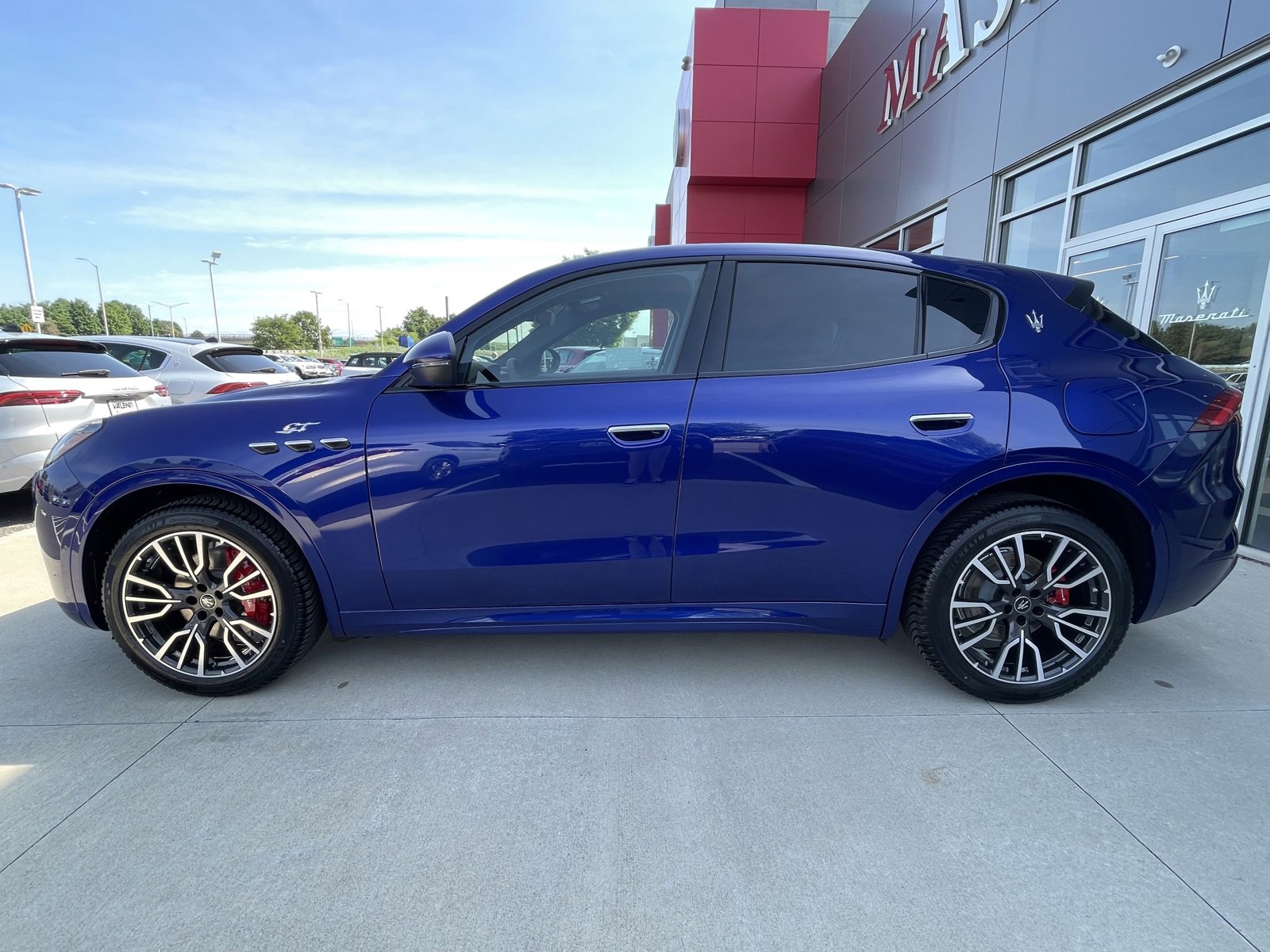 New 2024 Maserati Grecale GT image 6