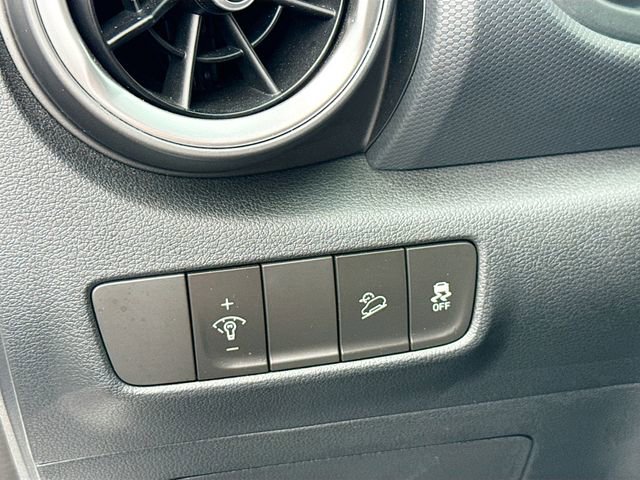 Certified 2023 Hyundai Kona SE image 10