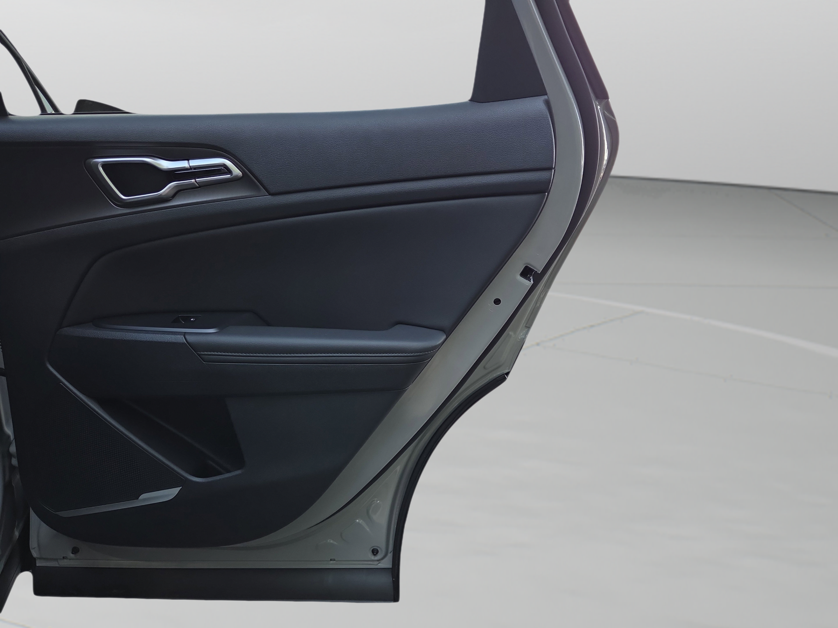 New 2026 Kia Sportage EX FWD image 18